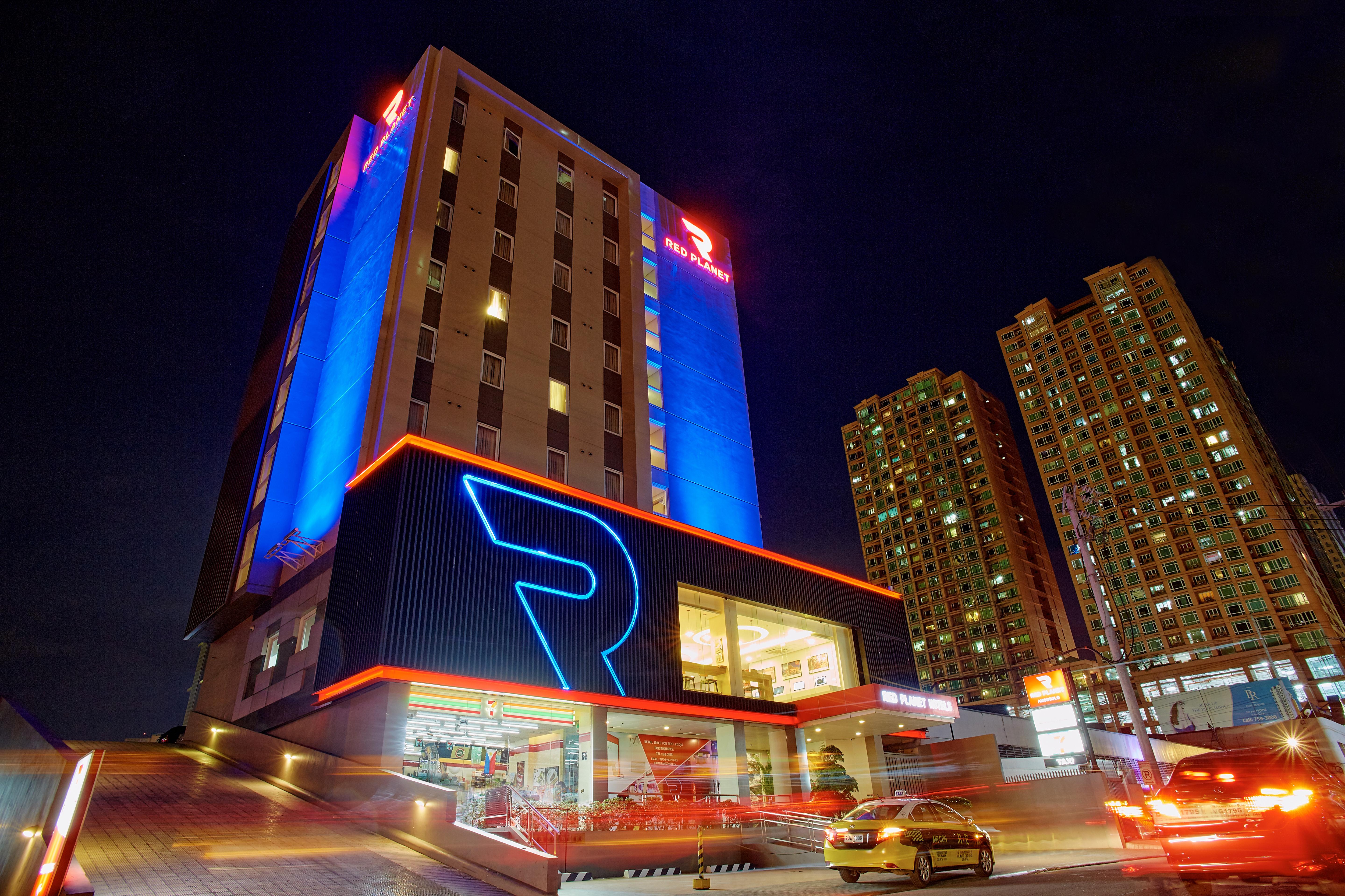 Red Planet Makati Amorsolo San Pedro Makati Exterior foto